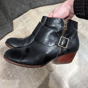 Kork-ease Isa ankle boot, black, size 9